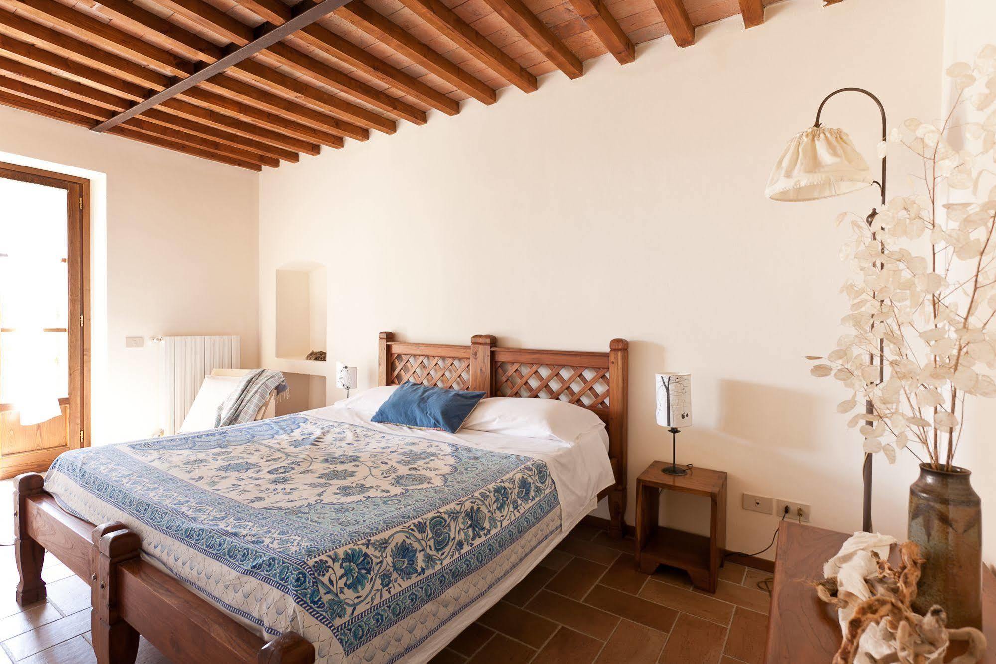 Casale Pundarika Guest House Рипарбела Екстериор снимка