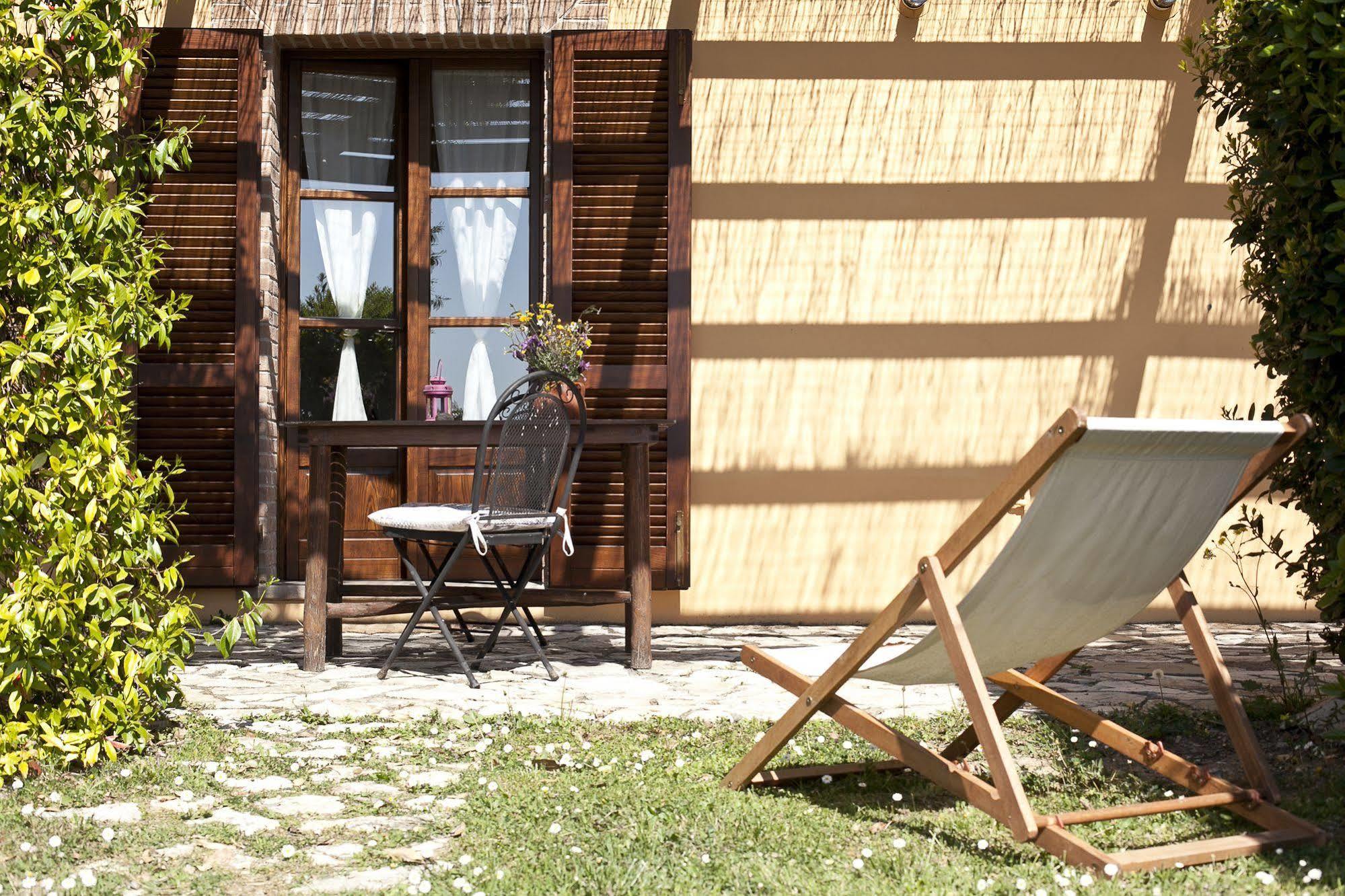 Casale Pundarika Guest House Рипарбела Екстериор снимка
